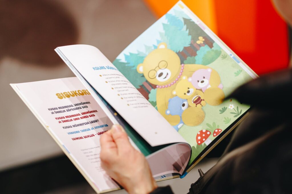 eca8b5a8-4a72-46a8-bf81-c624210c62c6